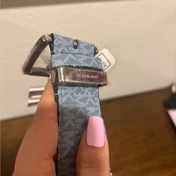 Michael Kors Light Blue Monogram Belt - Picture 7 of 8